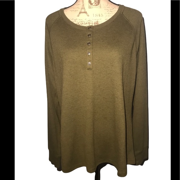 L.L. Bean Green Long Sleeve Thermal Henley - Picture 1 of 6